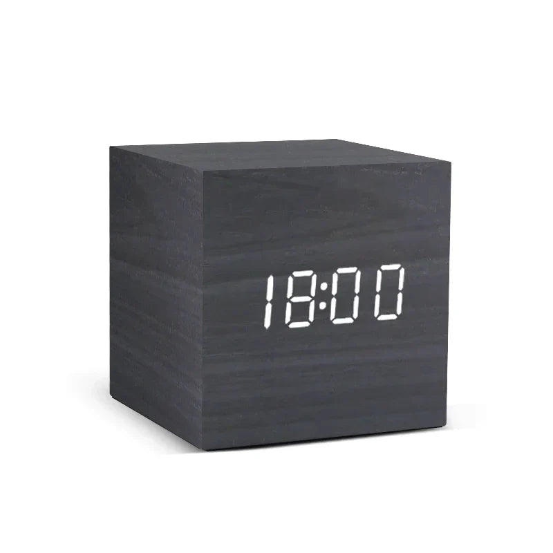 Holz Digitaler Wecker Minimalistisch Modern - BerlinGlamour