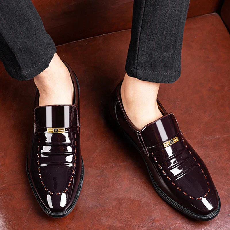 Elegante Lackslipper Schwarz Formell Business