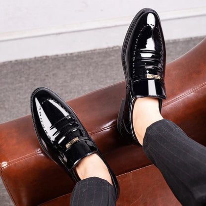Elegante Lackslipper Schwarz Formell Business