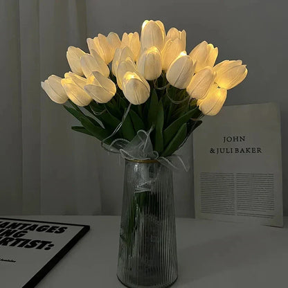 LED Nachtlampe Tragbar Tulpenform Modern