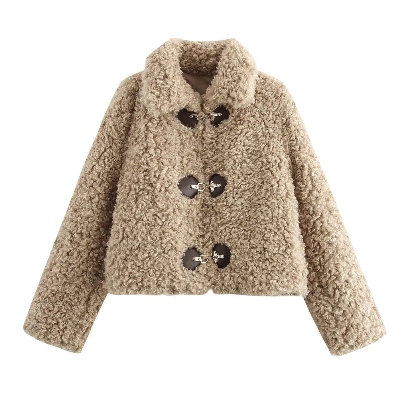 Nahaufnahme der Faux-Fur-Oberfläche der Teddyjacke

