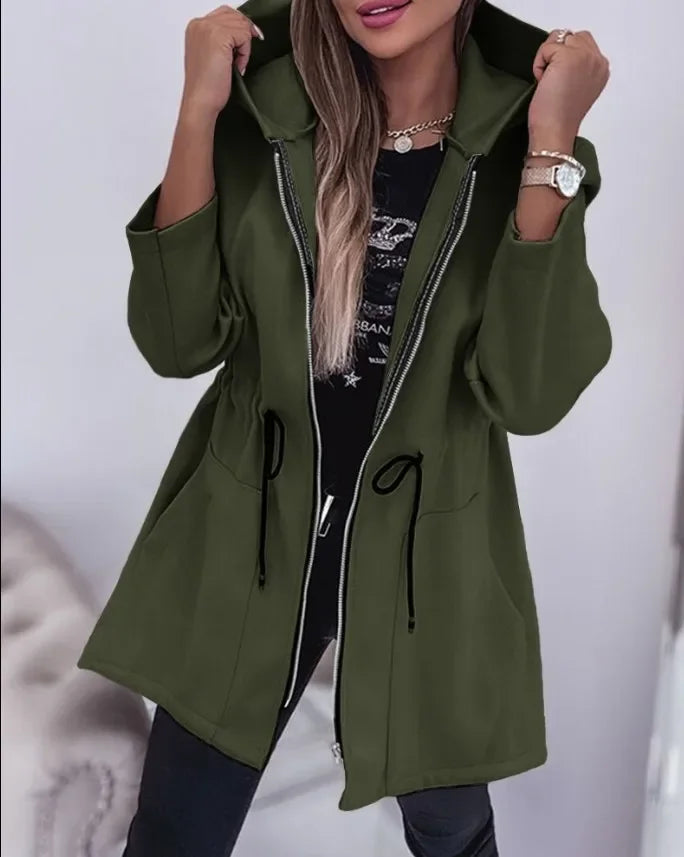 Luthion Damenjacke mit Kapuze und plissierter Taille