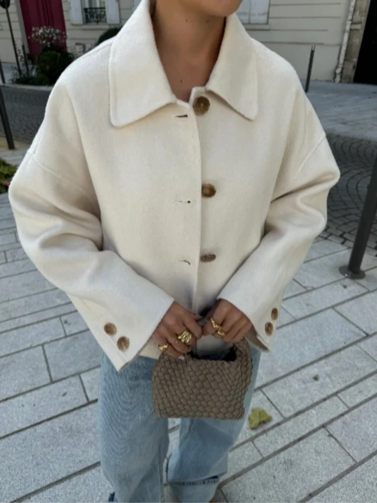 Damen Kurzjacke Oversize Cropped Fit mit Trendigen Knöpfen