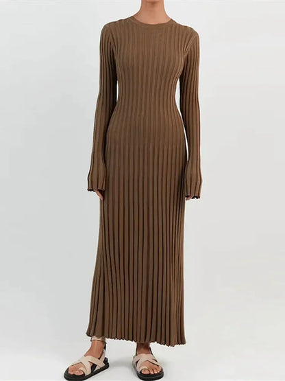 Damen-Plisseekleid Audrey: Elegant, mit Rundhals und Bindegürtel