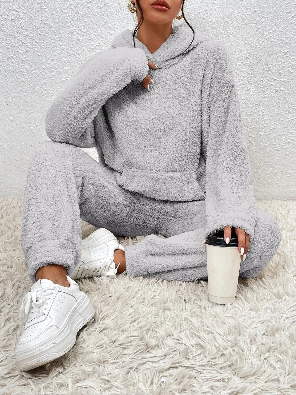 Grauer Teddy Hausanzug mit Hoodie und Hose