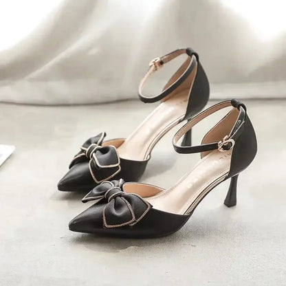 Stilettos Schuhe Spitz Absatz mit Fliege