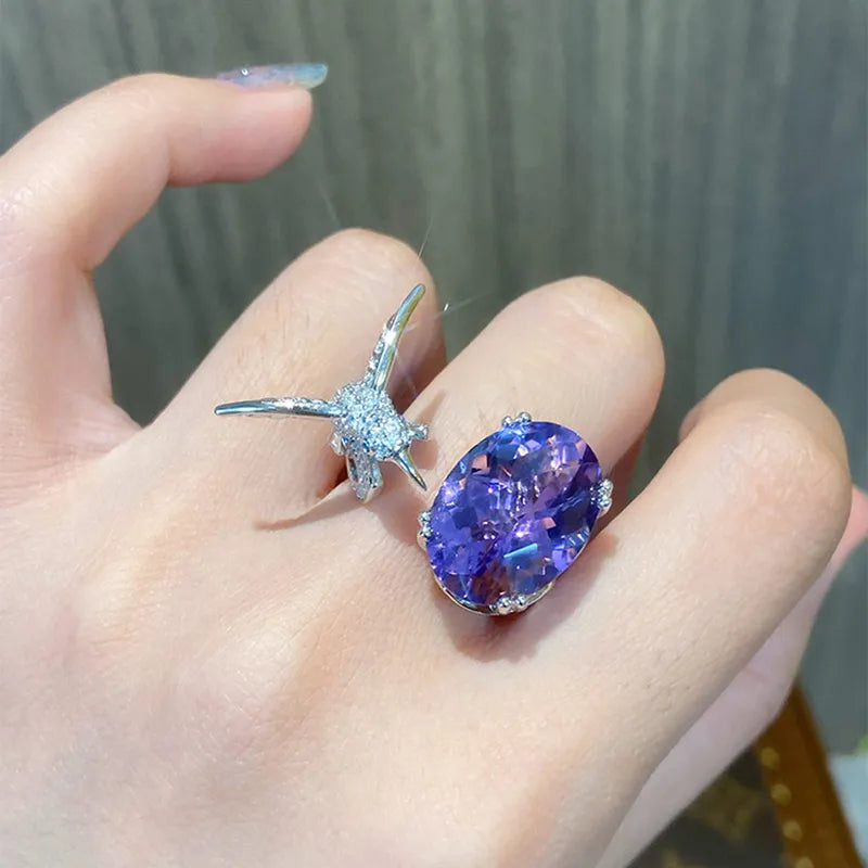 Edelstein Ring mit Hummingbird Motiv Elegant