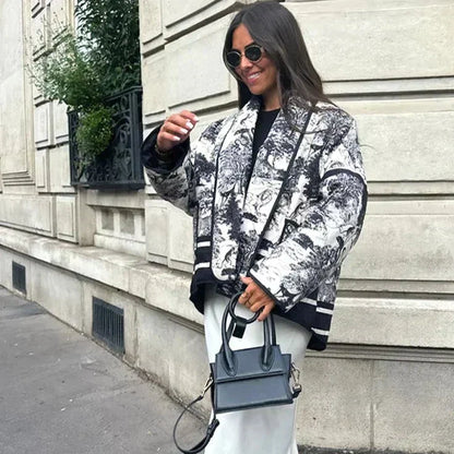 Elegantes Damenjacke mit Bedruckung Modern