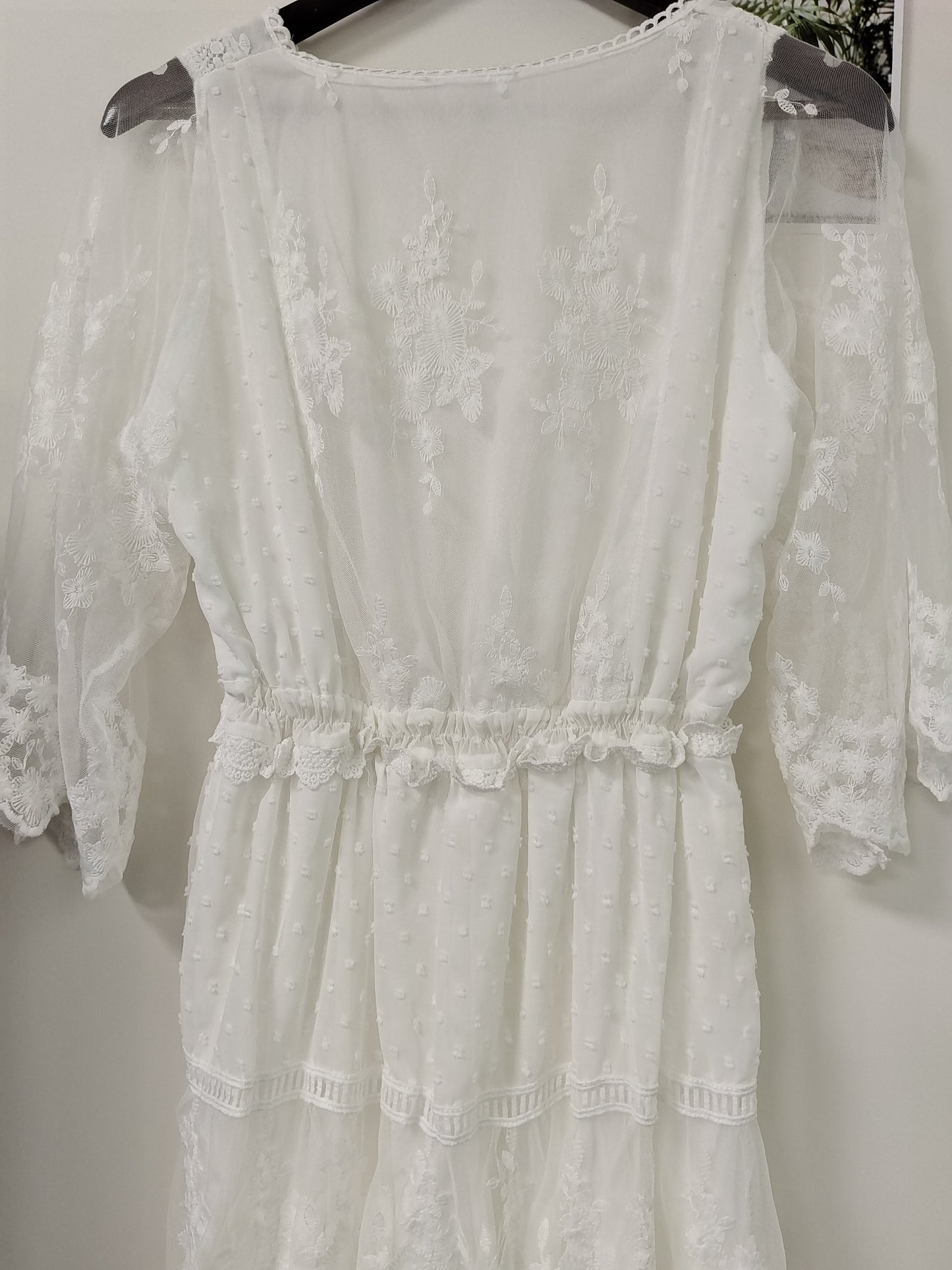 Spitzen Maxikleid Halbtransparent Cross Durchsichtig
