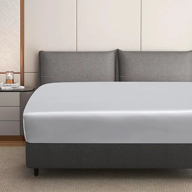 Luxus Matratzenschutz aus Satin für optimalen Komfort