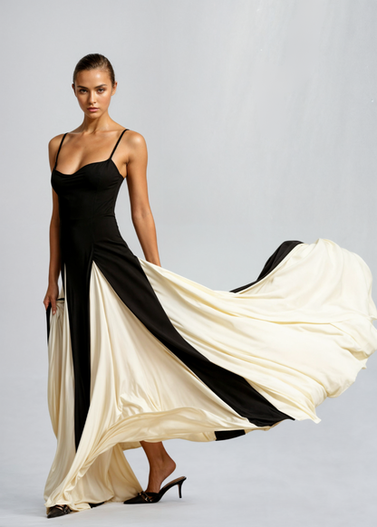 Elegantes Maxikleid mit Ausschnitt und Ruffles