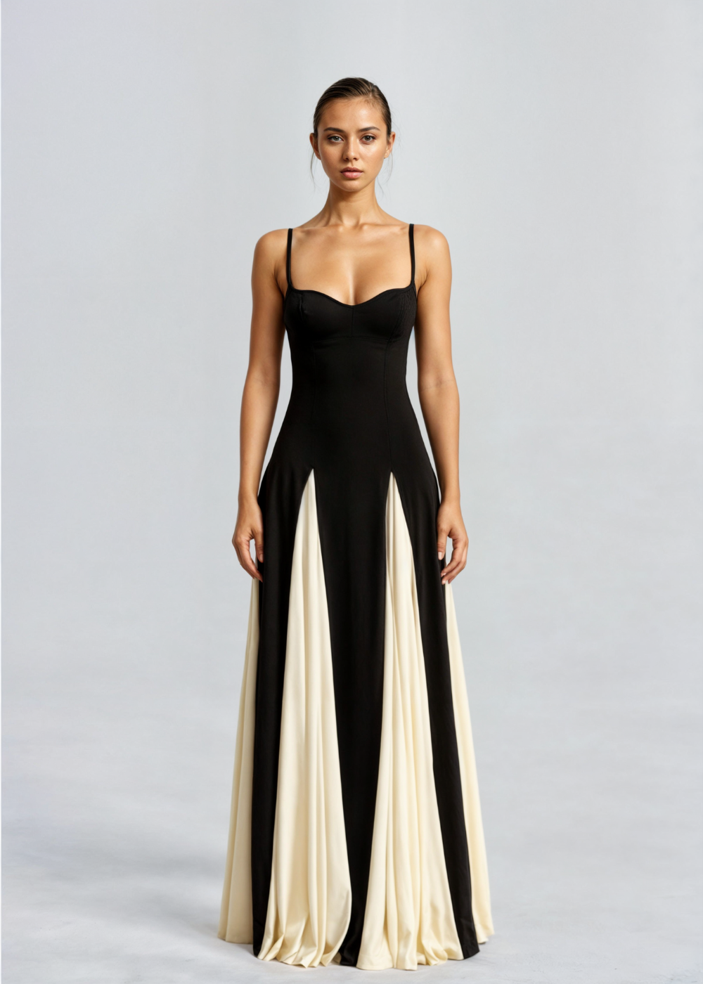 Elegantes Maxikleid mit Ausschnitt und Ruffles