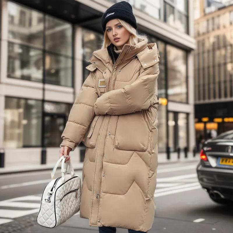 Lethara: Warme, trendige Winterjacke in langer Länge