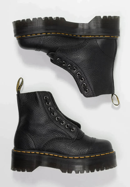 Schwarze Rebel Stride Boots – Nahaufnahme Reißverschluss