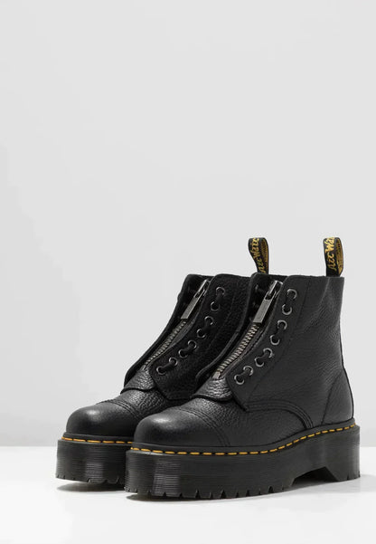 Rebel Stride Plateau-Stiefel – Profilansicht mit Sohle