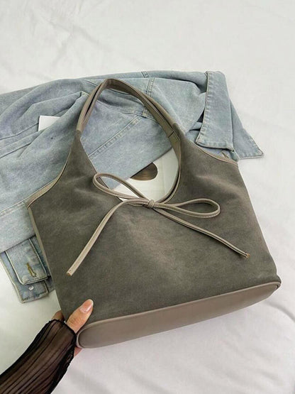 Elegante Lederschultertasche Schwarz Suède