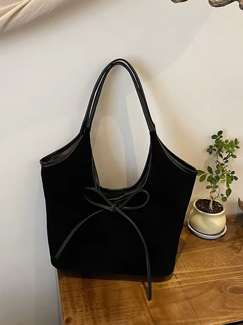 Elegante Lederschultertasche Schwarz Suède
