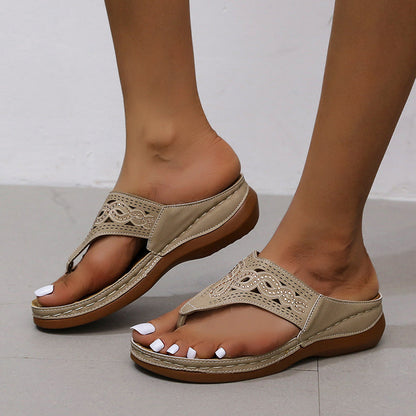 Komfortable und orthopädische Damen-Sandalen für den Sommer
