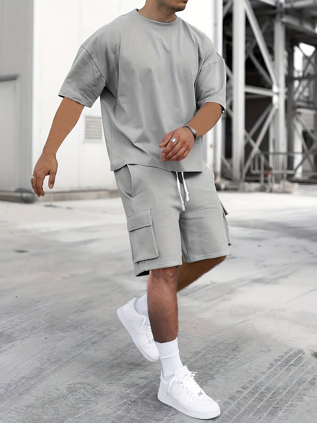 Herren T-Shirt Shorts Set Oversized Cargoshorts Zweiteiler - BerlinGlamour