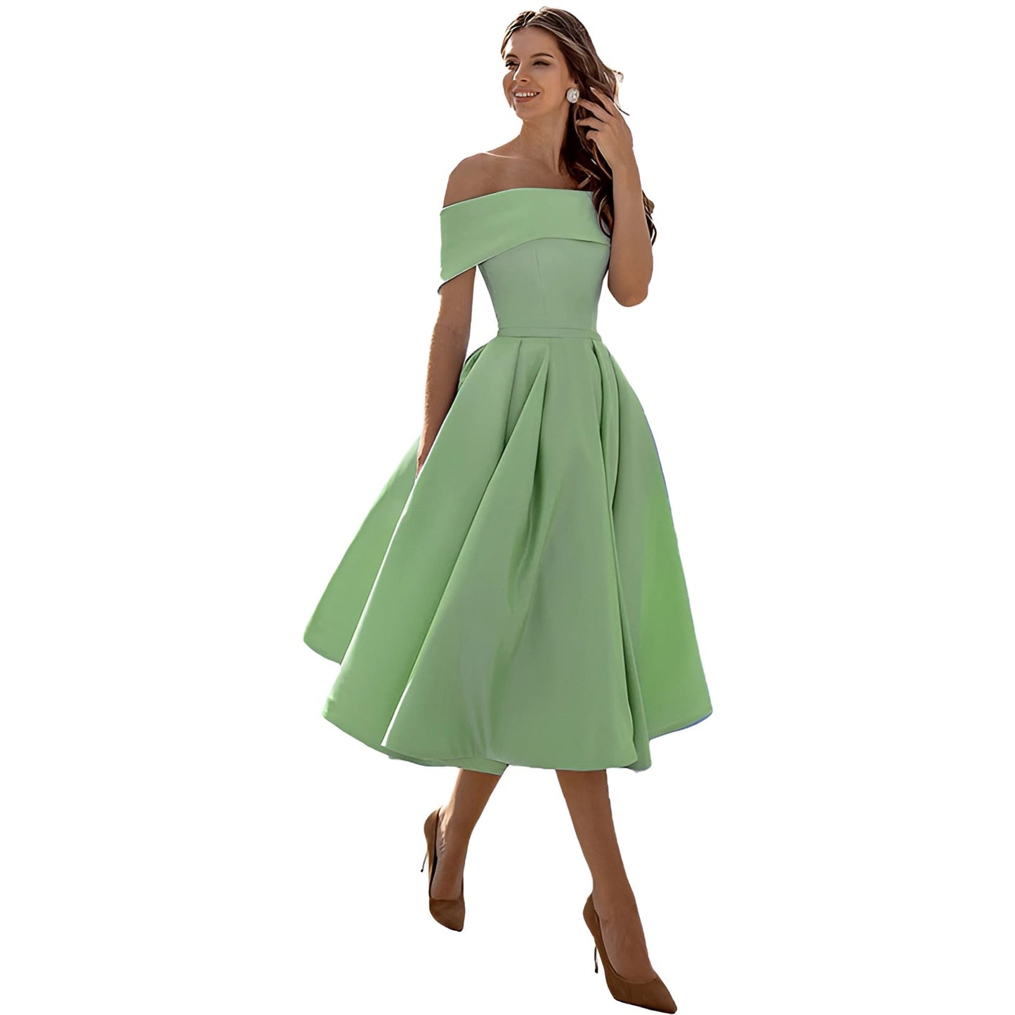 Himmelblaues Satin Off-Shoulder Kleid von BerlinGlamour