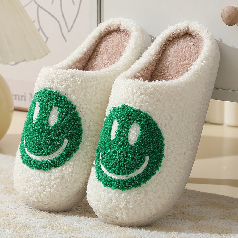 Pelzpantoffel mit grünem Smiley-Design