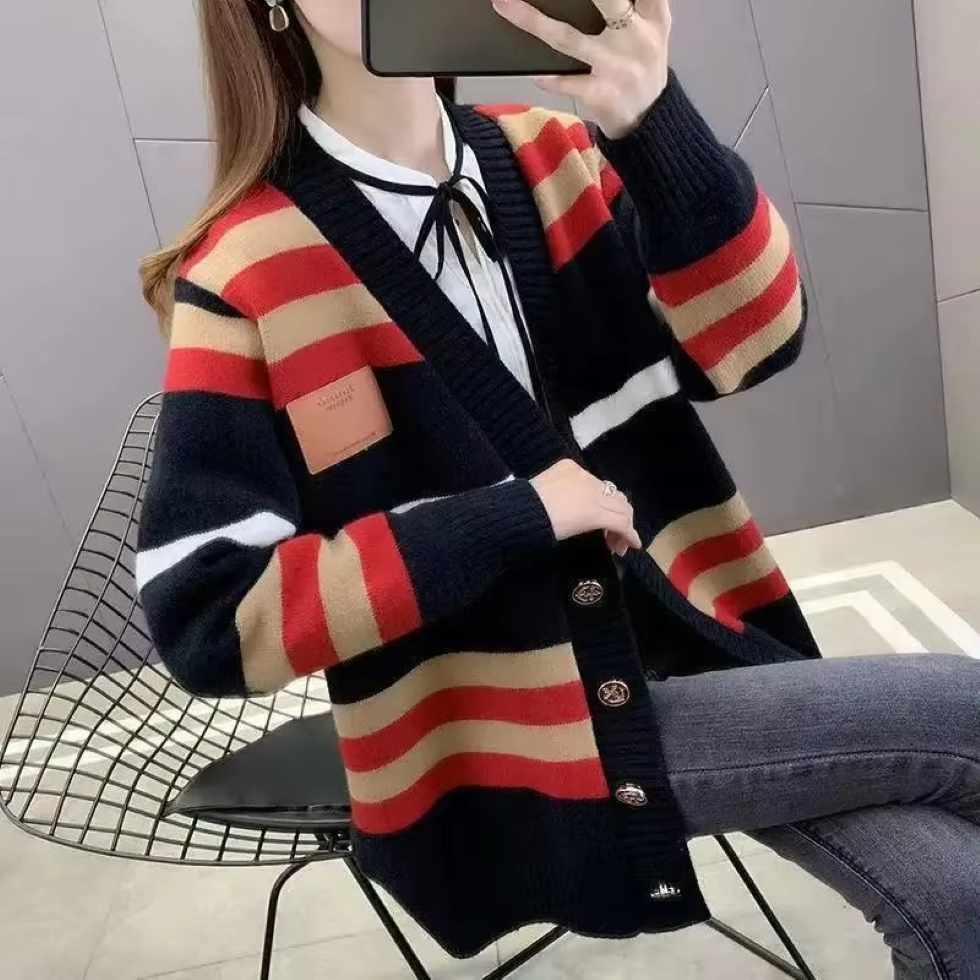 VogeLuxe | Damen Kaschmir-Strickjacke mit V-Ausschnitt 2
