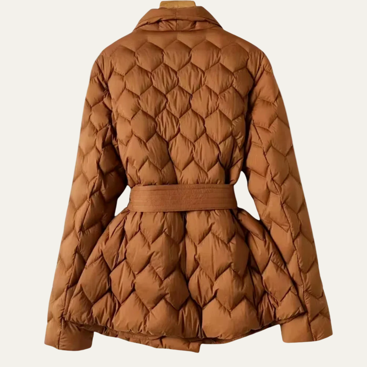 VogeLuxe | Gesteppte Damen-Pufferjacke mit Gürtel in der Taille 2