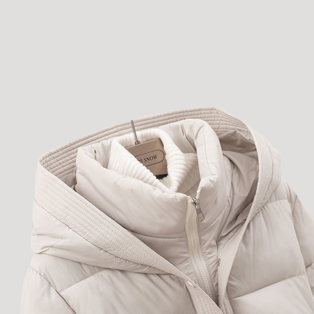 VogeLuxe | Gesteppte, kurze Damen-Pufferjacke mit Kapuze 3