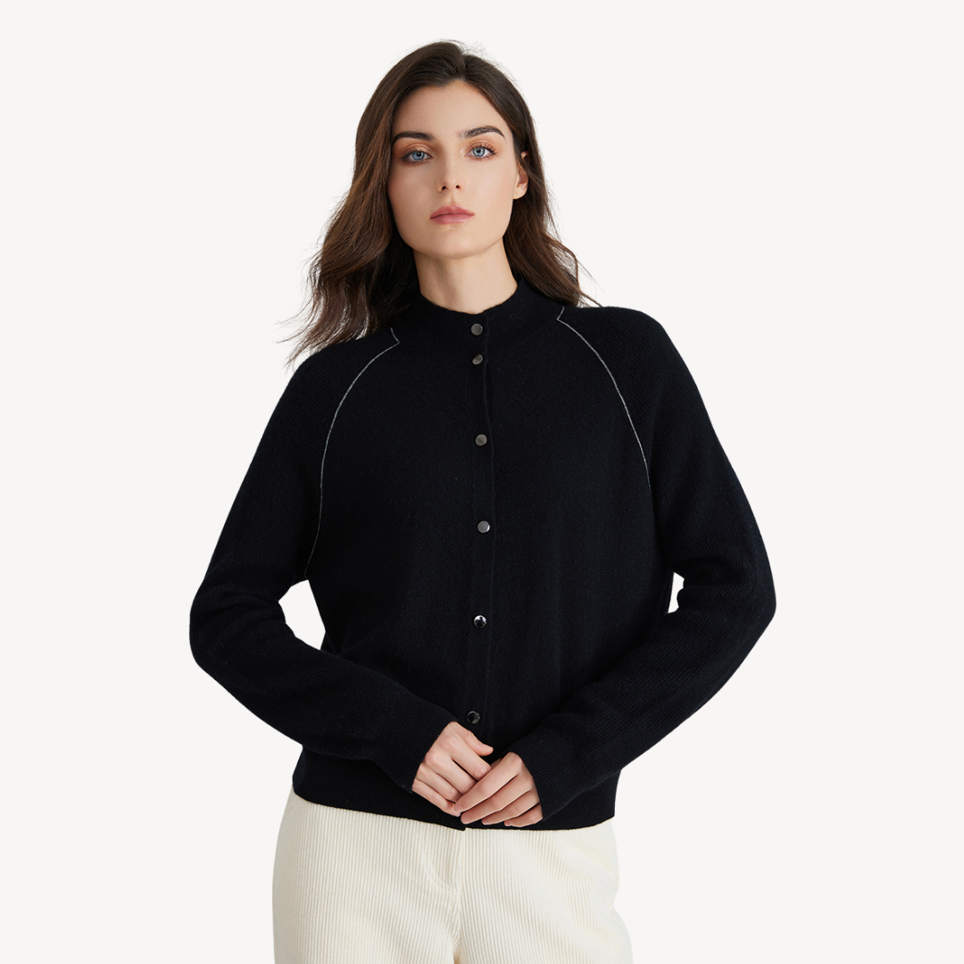 VogeLuxe | Klassische, gemütliche Strickjacke für Damen 0