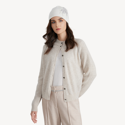 VogeLuxe | Klassische, gemütliche Strickjacke für Damen 3