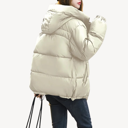 VogeLuxe | Kurze Winter-Pufferjacke für Damen 1