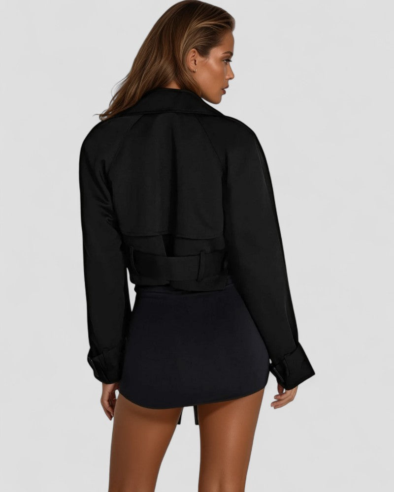 VogeLuxe | Kurzer zweireihiger Trenchcoat für Damen 8