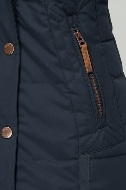 VogeLuxe | Luxuriöse Damen-Steppjacke aus Kunstpelz 7