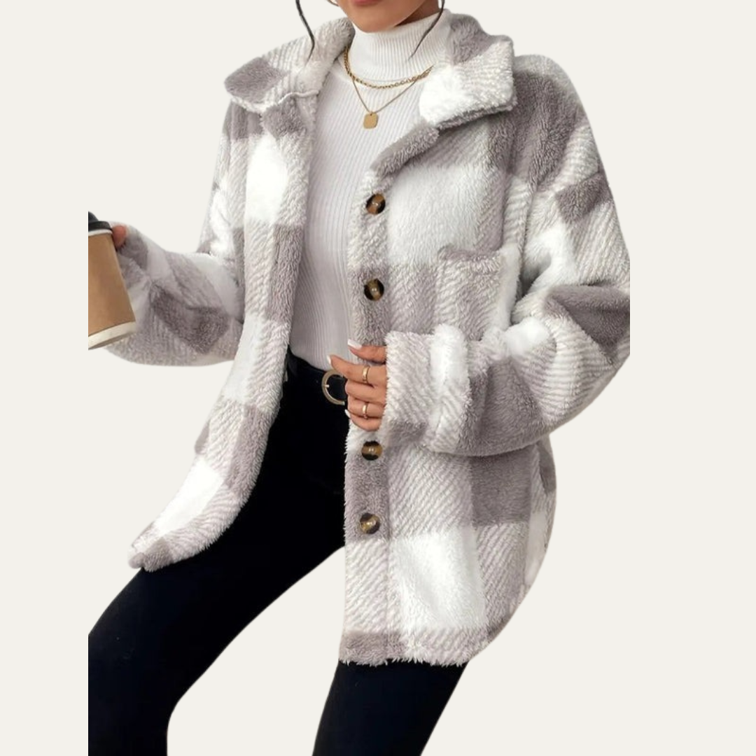 VogeLuxe | Oversized Damen-Shacket mit Karomuster 3
