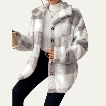 VogeLuxe | Oversized Damen-Shacket mit Karomuster 3