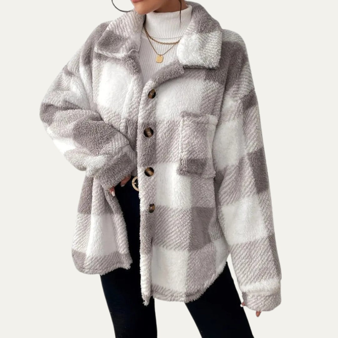 VogeLuxe | Oversized Damen-Shacket mit Karomuster 4