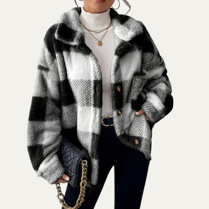 VogeLuxe | Oversized Damen-Shacket mit Karomuster 5