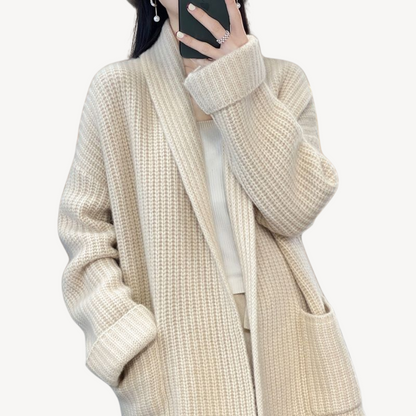 VogeLuxe | Strickpulloverjacke mit V-Ausschnitt für Damen 1