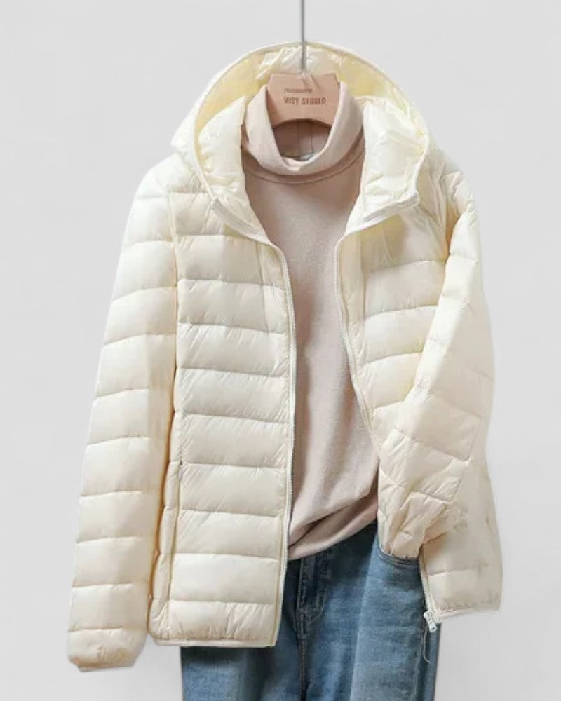 VogeLuxe | Ultraleichte, winddichte Pufferjacke für Damen 1