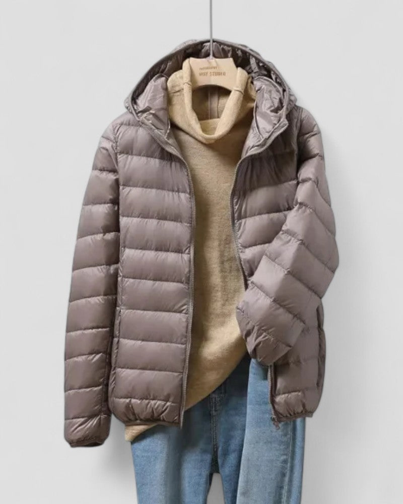 VogeLuxe | Ultraleichte, winddichte Pufferjacke für Damen 4