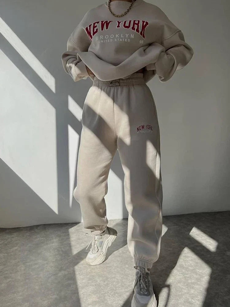 Zweiteiliges Set Übergröße New York Stil