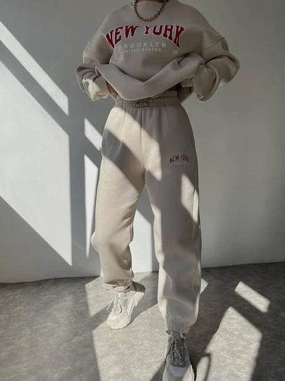Zweiteiliges Set Übergröße New York Stil