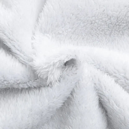 Innenstoff einer wind- und wasserdichten Outdoorjacke