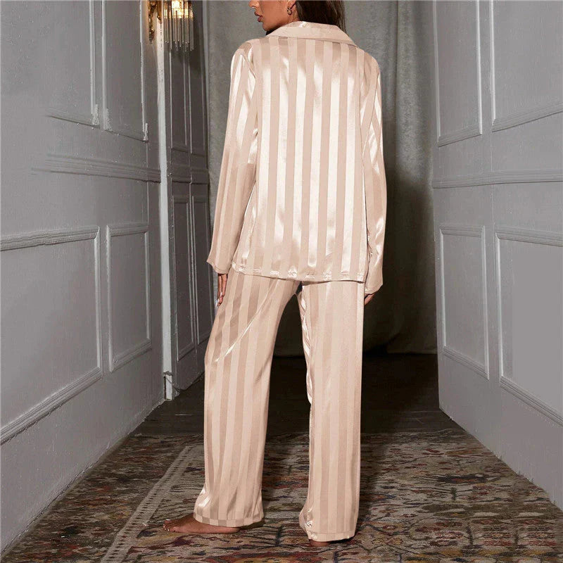 Bequemer Damen Pyjama Gemütlich