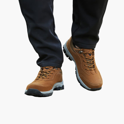 Wanderschuhe für Herren mit Schnürverschluss und strukturierter Außensohle 0