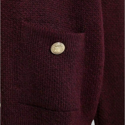 Weicher Strickcardigan mit goldenen Knöpfen 1
