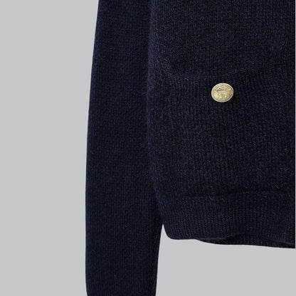 Weicher Strickcardigan mit goldenen Knöpfen 7