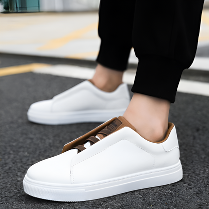 Weißer Herrensneaker Leder Hochwertig Elegent