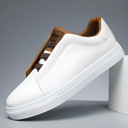 Weißer Herrensneaker Leder Hochwertig Elegent