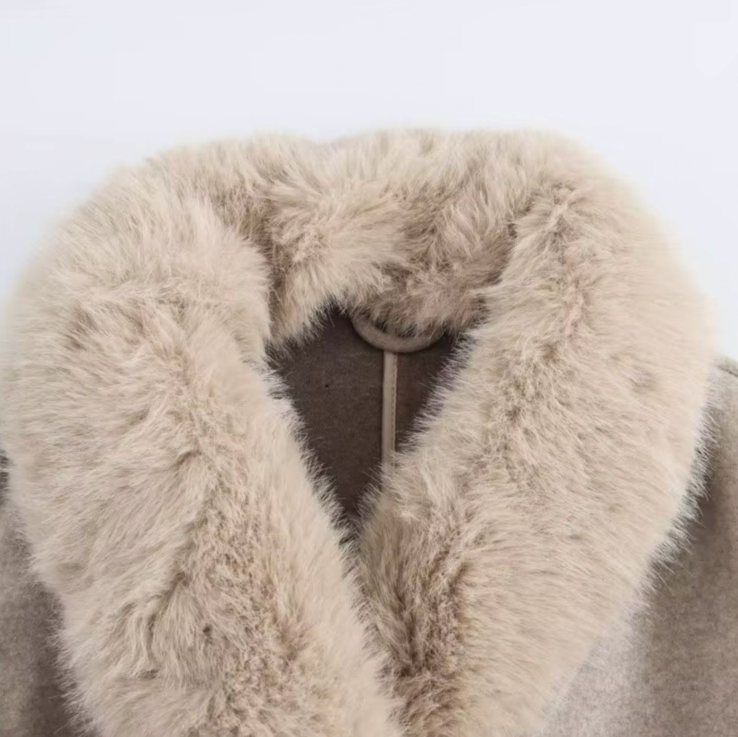 Woll-Trenchcoat mit Pelz für Damen 3